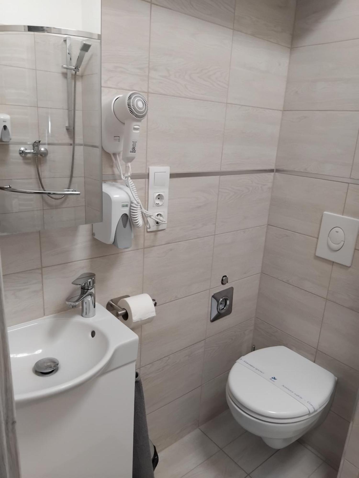 Szent Benedek Apartman Appartement Fot Buitenkant foto
